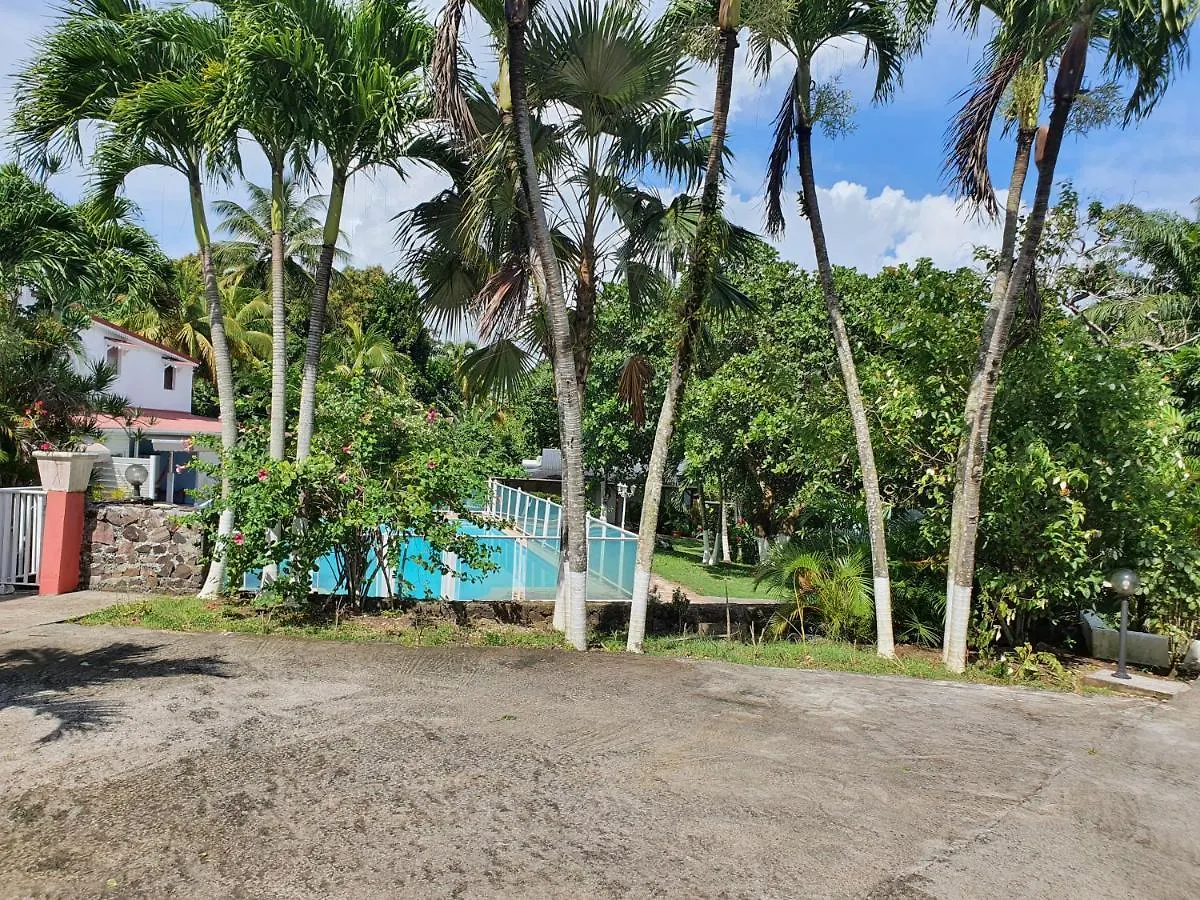 Gites Espace Quietude Villa Les Orchidees Avec Wifi Petit-Bourg 0*,  Guadeloupe