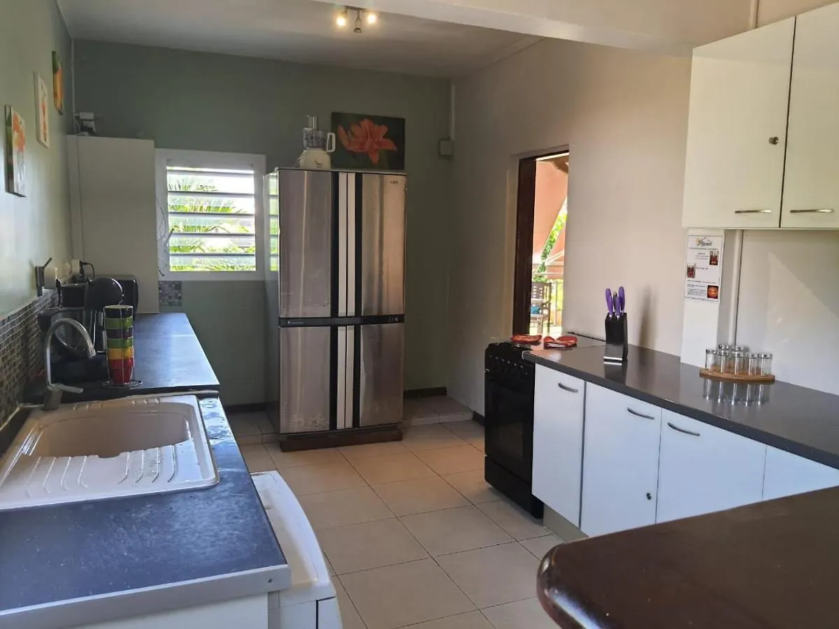 Holiday home Gites Espace Quietude Villa Les Orchidees Avec Wifi Petit-Bourg