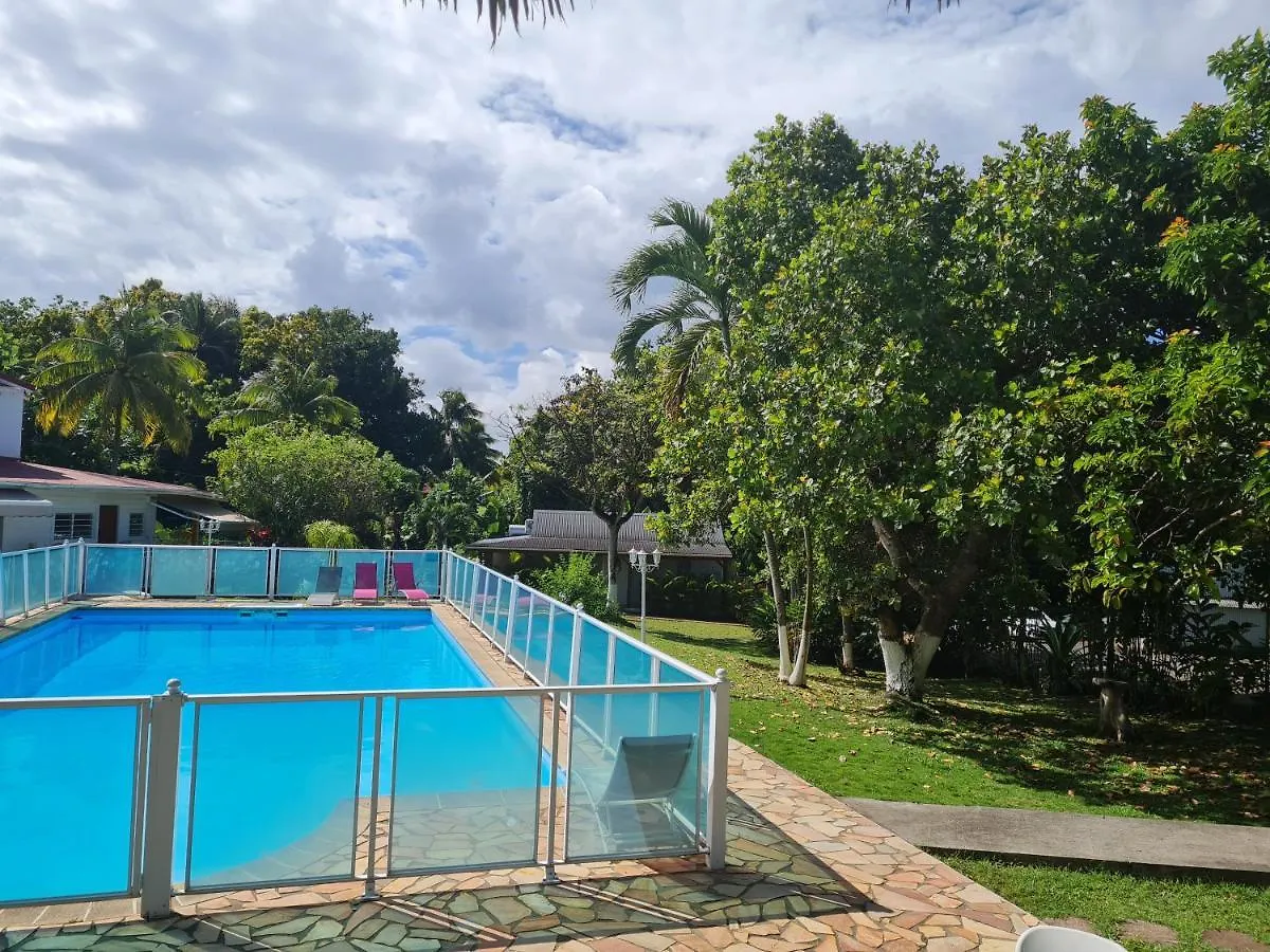 Holiday home Gites Espace Quietude Villa Les Orchidees Avec Wifi Petit-Bourg Guadeloupe