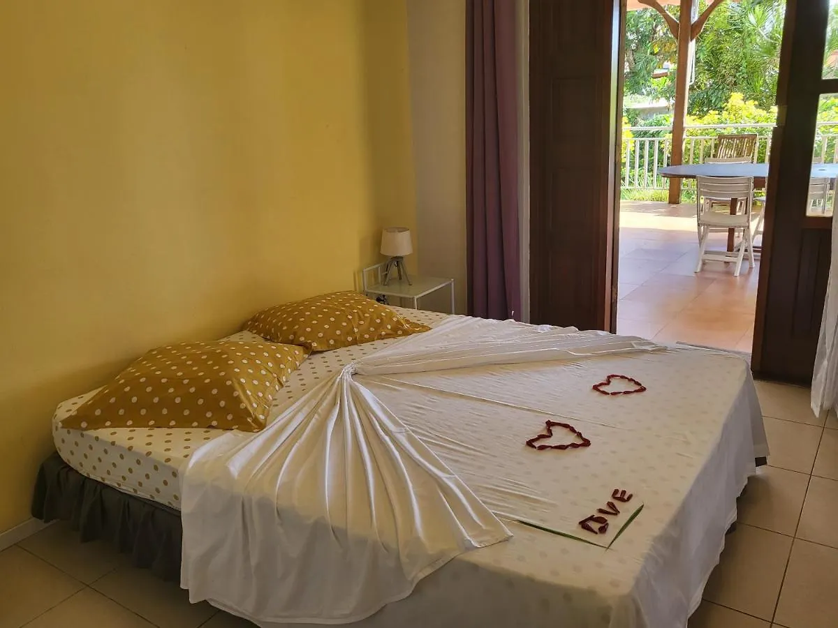 Holiday home Gites Espace Quietude Villa Les Orchidees Avec Wifi Petit-Bourg